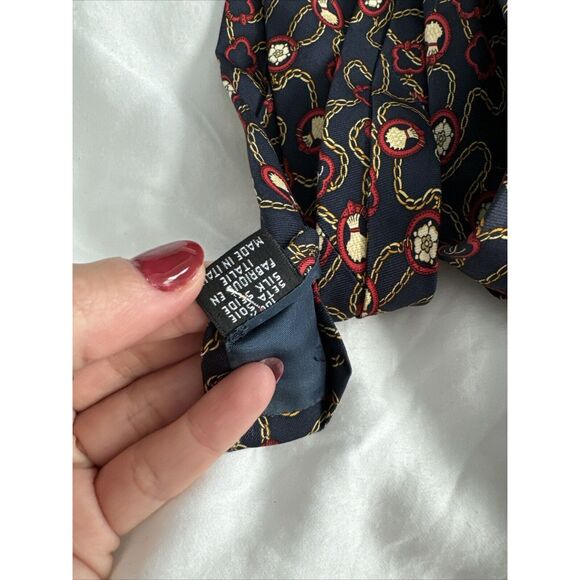 CHANEL Silk Logo Chain Tie - Picture 4 of 6